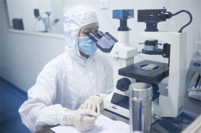 熱烈歡迎四川外國語大學(xué)九龍坡附屬小學(xué)牟映書記一行蒞臨威斯騰生物考察交流